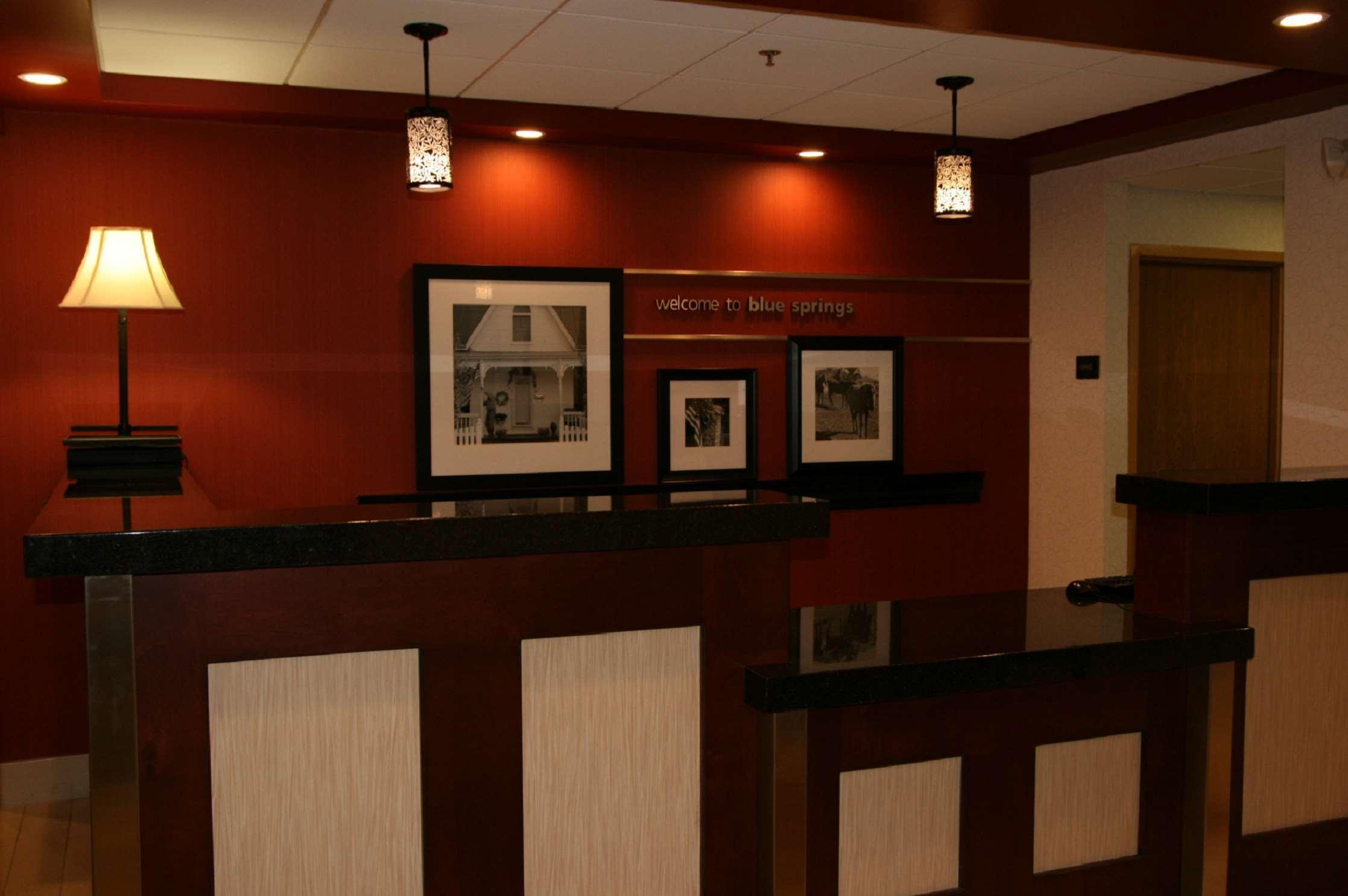 Hampton Inn Kansas City Blue Springs Bagian luar foto