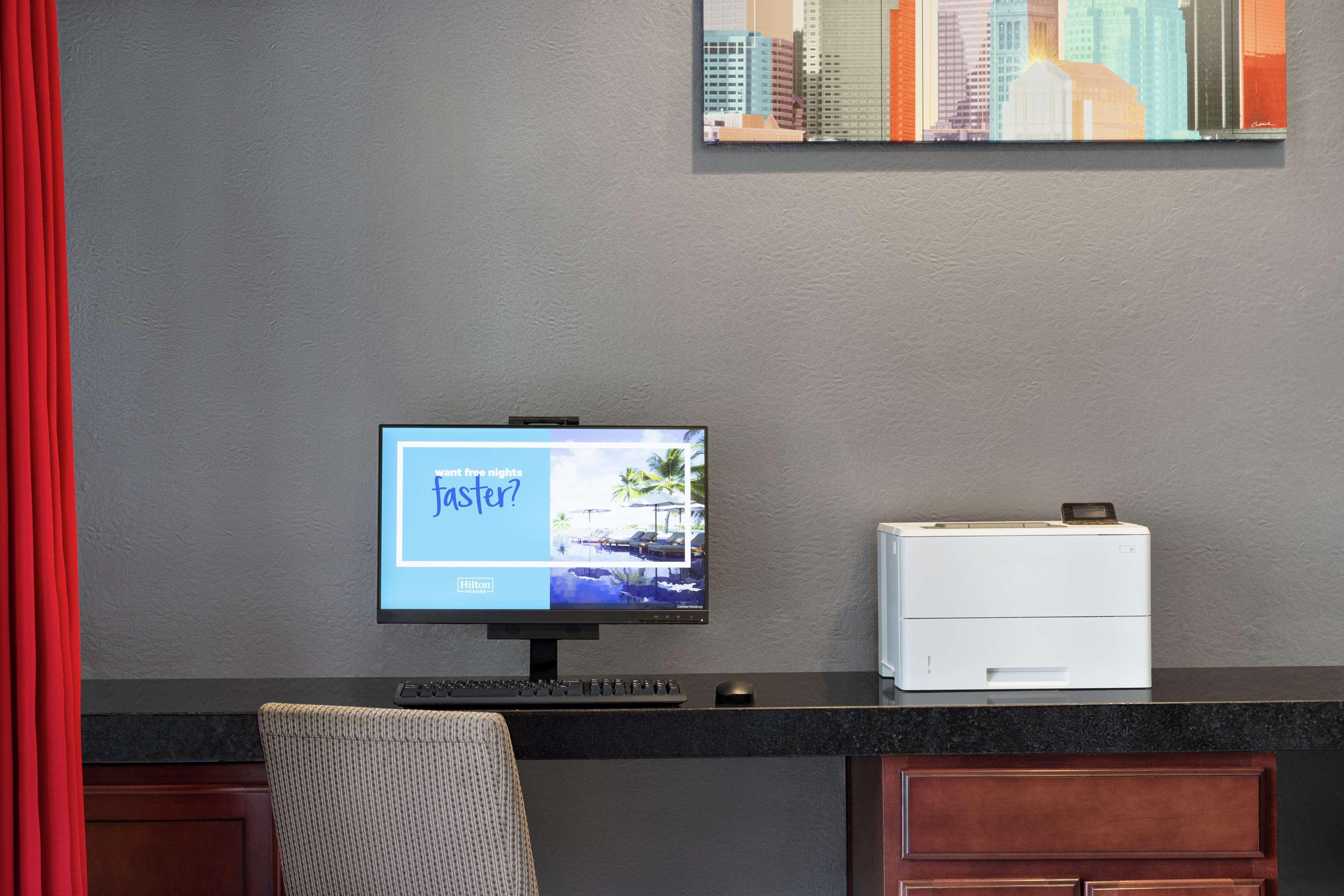 Hampton Inn Kansas City Blue Springs Bagian luar foto