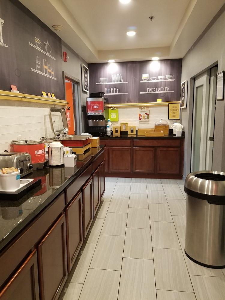 Hampton Inn Kansas City Blue Springs Bagian luar foto