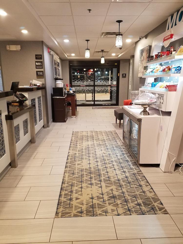 Hampton Inn Kansas City Blue Springs Bagian luar foto