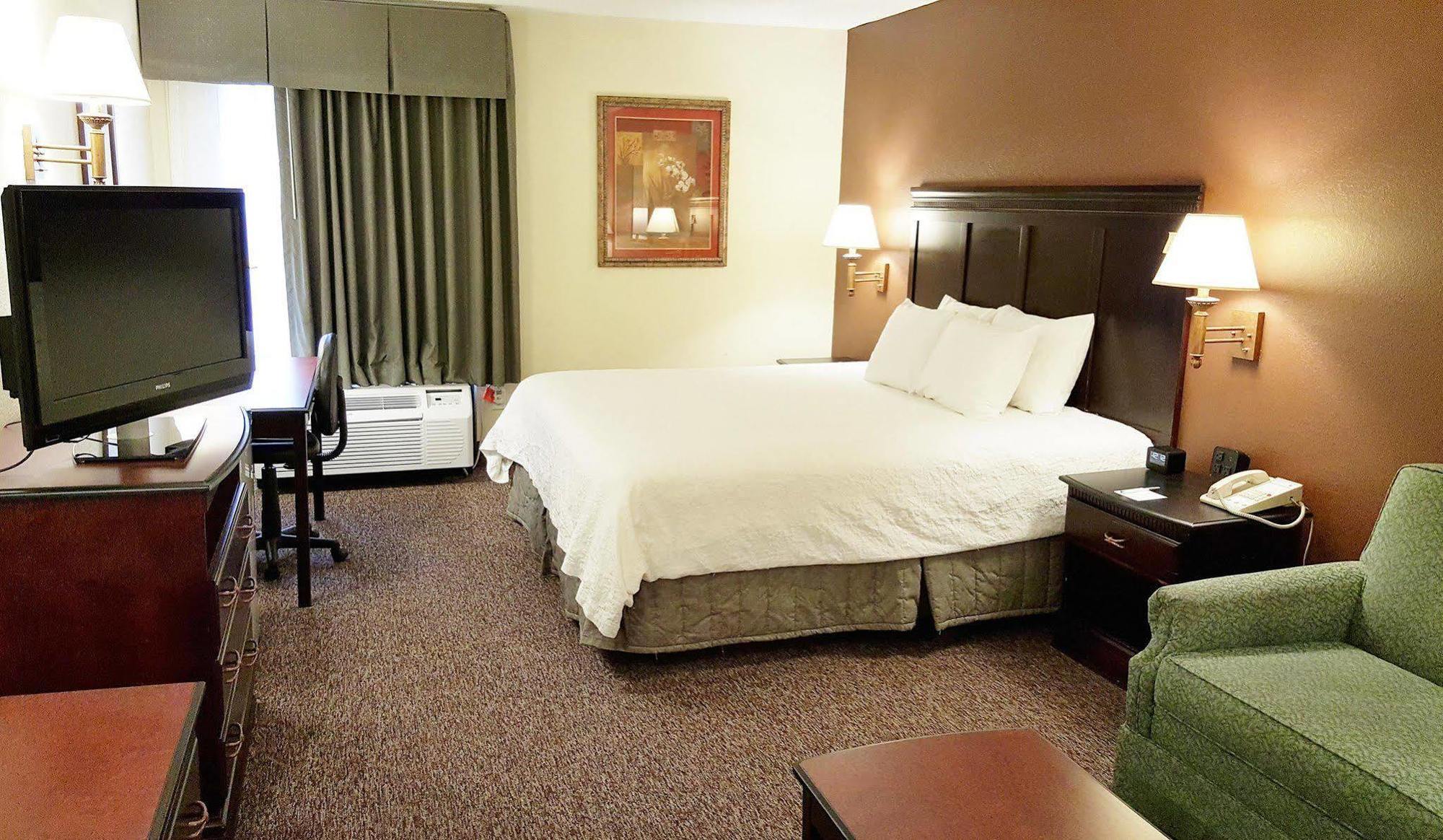 Hampton Inn Kansas City Blue Springs Bagian luar foto
